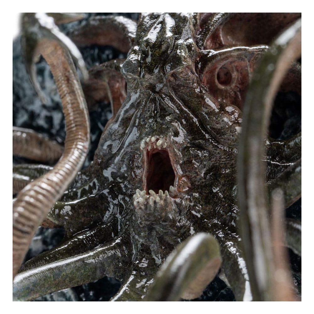 Le Seigneur des Anneaux statuette Watcher in the Water 9 cm