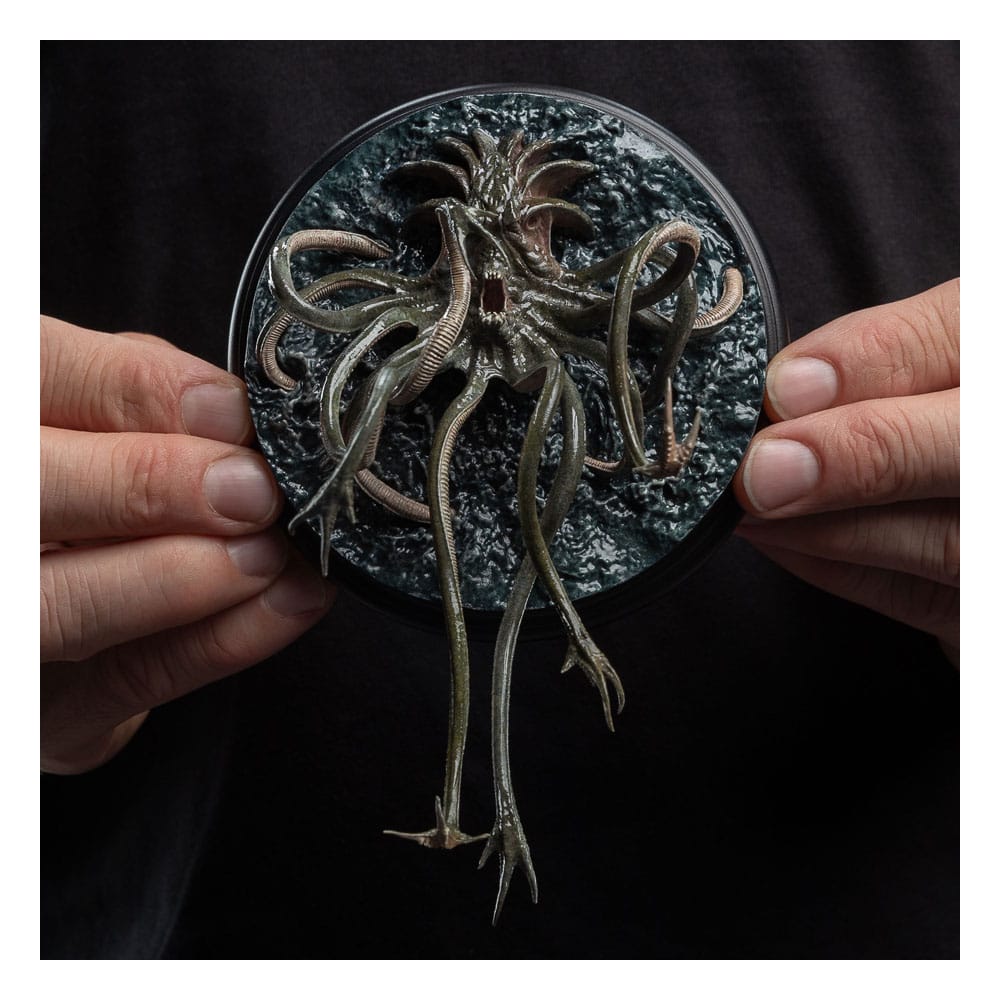 Le Seigneur des Anneaux statuette Watcher in the Water 9 cm