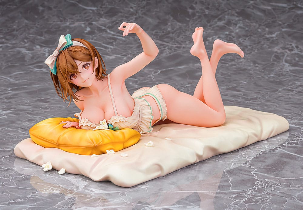 Atelier Ryza x Azur Lane PVC 1/7 Reisalin Stout: Late-Night Alchemist Ver. 11 cm