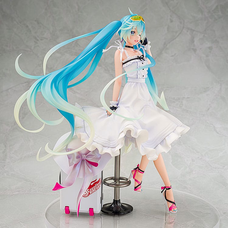 Hatsune Miku GT Project Original PVC 1/7 Vacation Style Ver. 24 cm